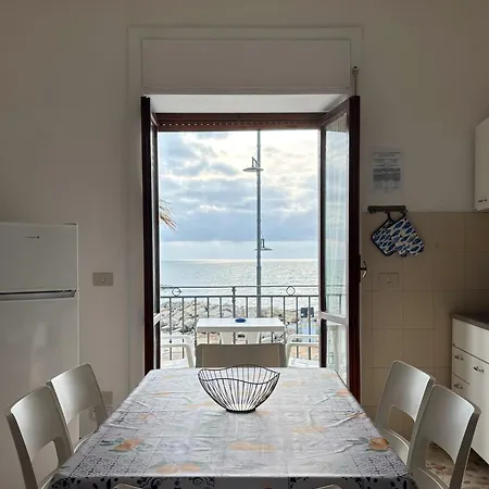 Apartment Marger *